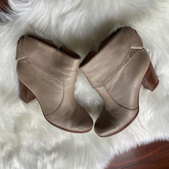 KATE SPADE LANISE BOW LEATHER BOOTS Neutral Beige 7.5M - Picture 5 of 14